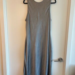 Elegant Gray Sleeveless Dress